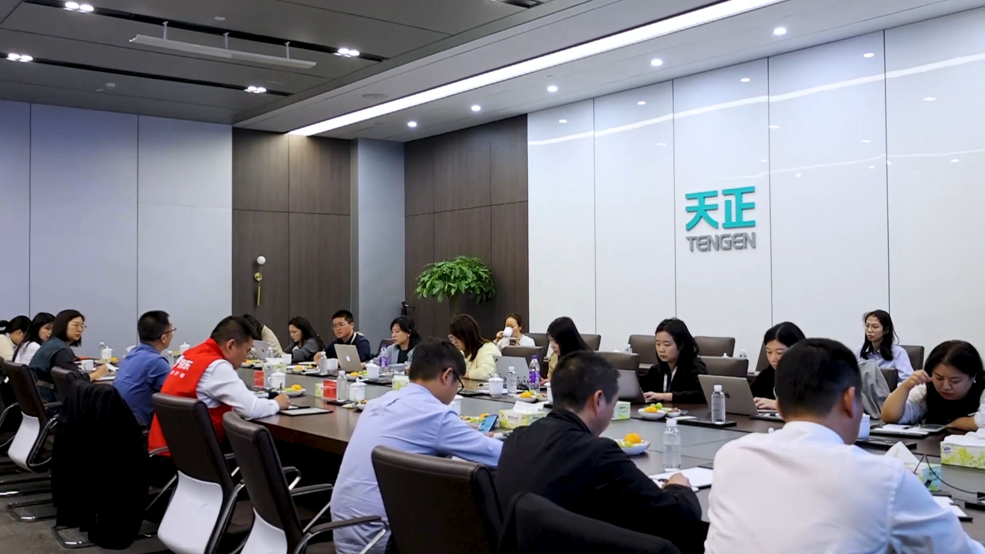 京东工业走进开云集团，探访产业数智化之路！